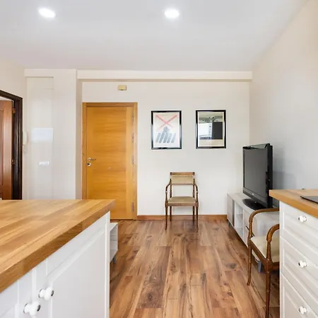 Apartment Home2book Bright & Comfy Cruz Center