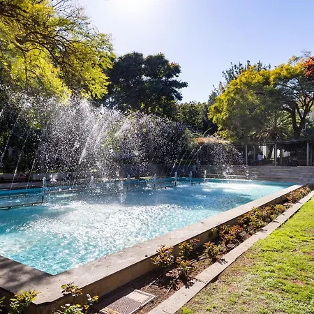 Home2book Bright & Comfy Cruz Center Apartment *